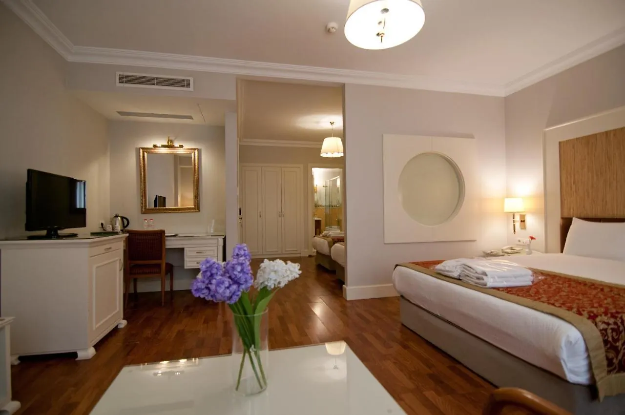 Taksim Metropark Hotel Стамбул 4*,