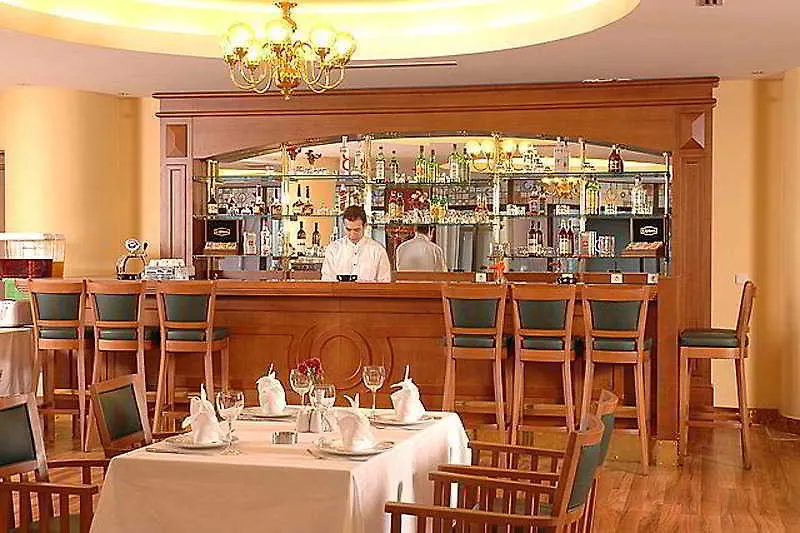 Taksim Metropark Hotel Стамбул